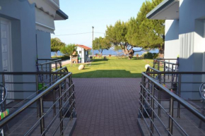 Akrogiali studios